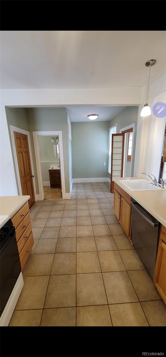 MLS Image #38 for 914 e iowa avenue,denver, Colorado