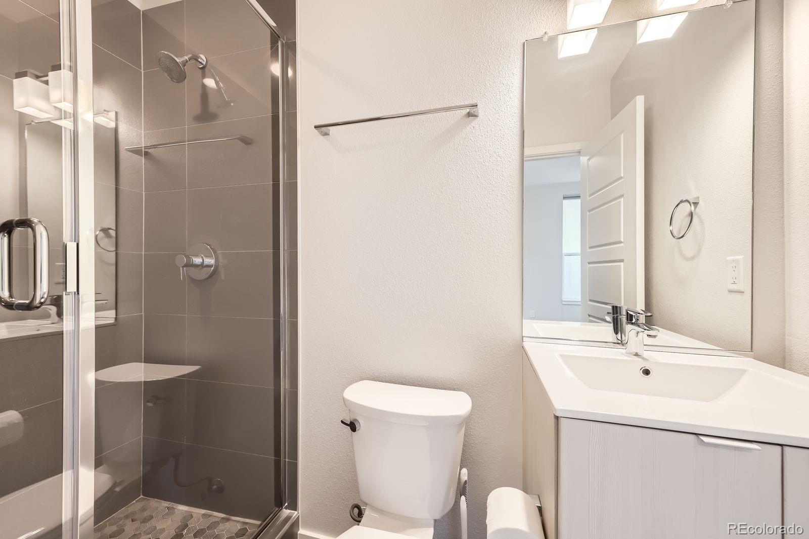 MLS Image #18 for 3256  federal boulevard,denver, Colorado