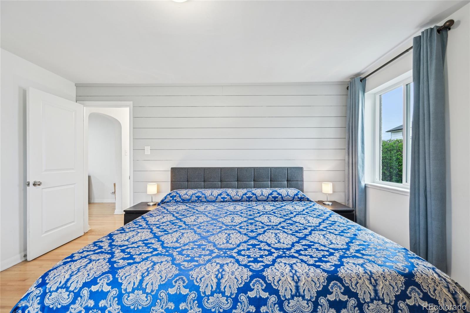 MLS Image #19 for 3285 n monaco parkway,denver, Colorado