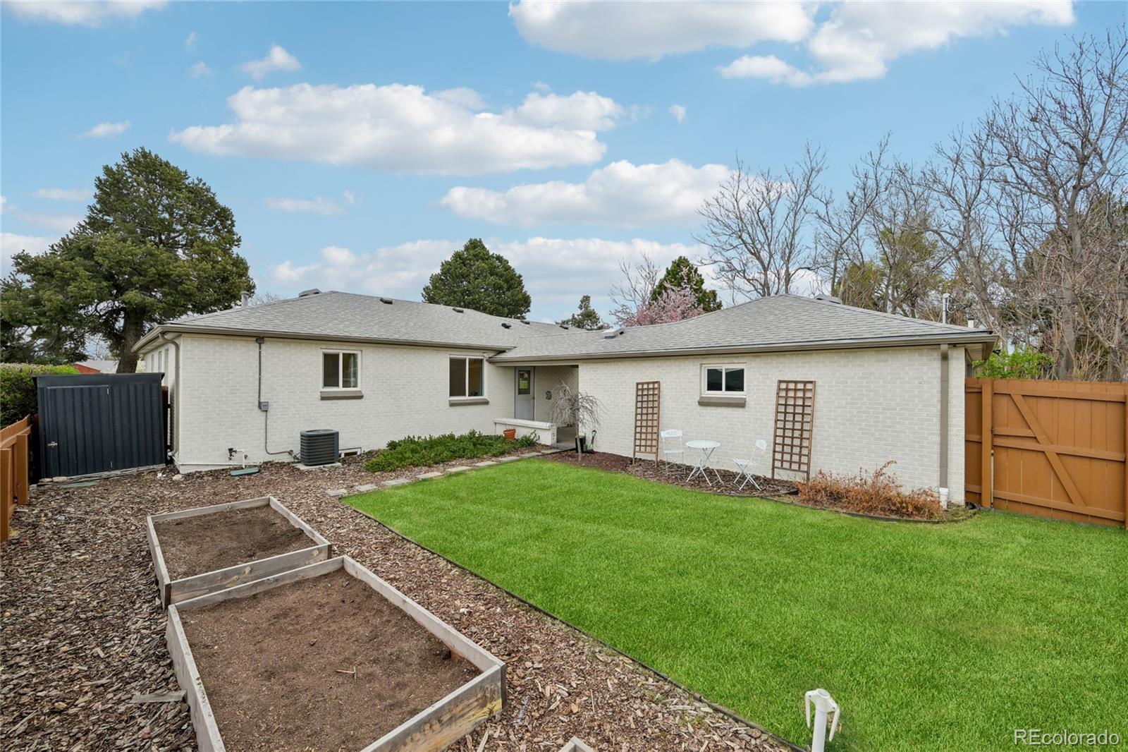 MLS Image #36 for 3285 n monaco parkway,denver, Colorado