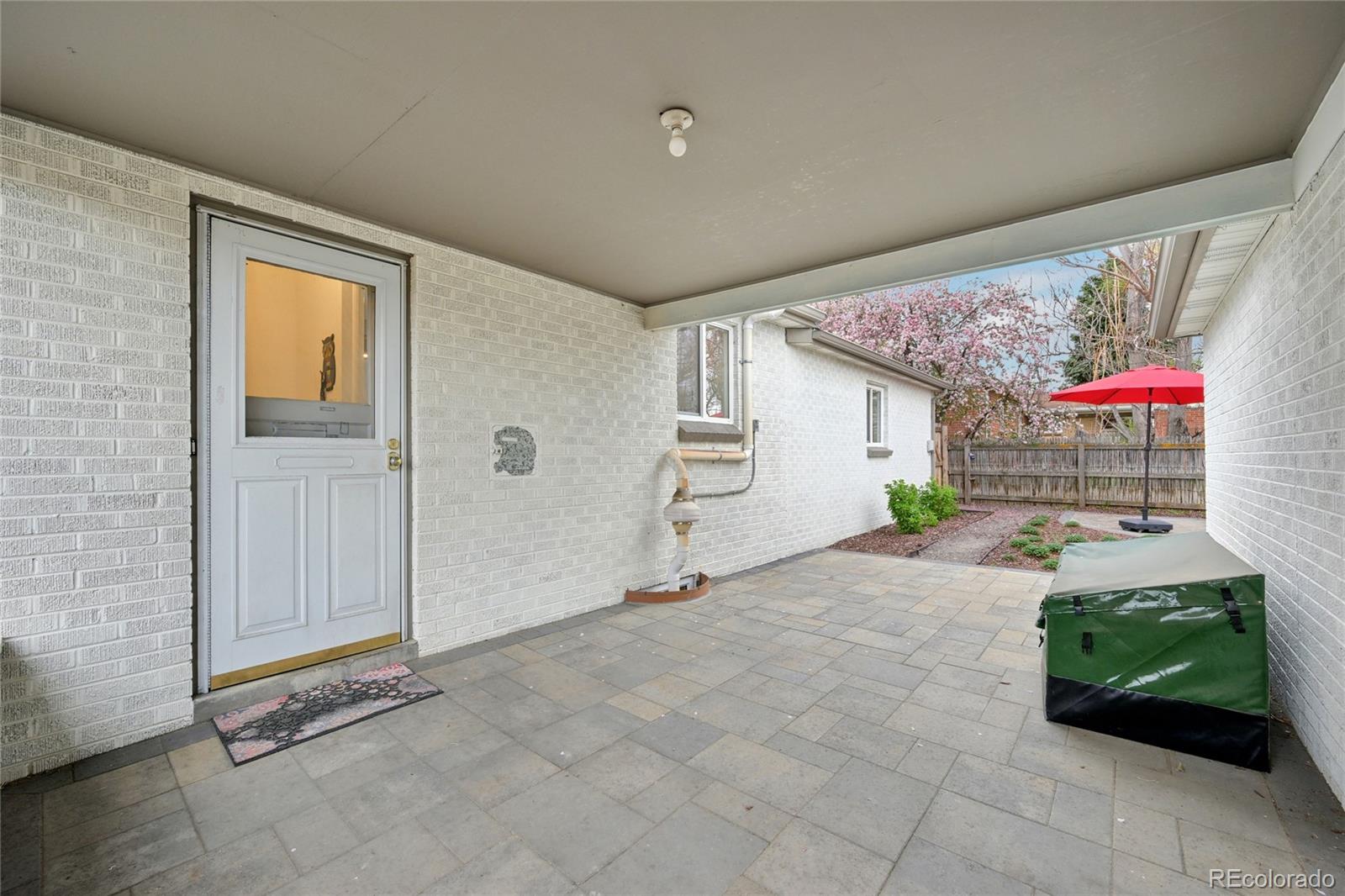 MLS Image #40 for 3285 n monaco parkway,denver, Colorado