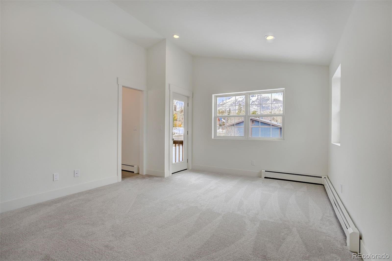 MLS Image #10 for 22  north side circle,silverthorne, Colorado