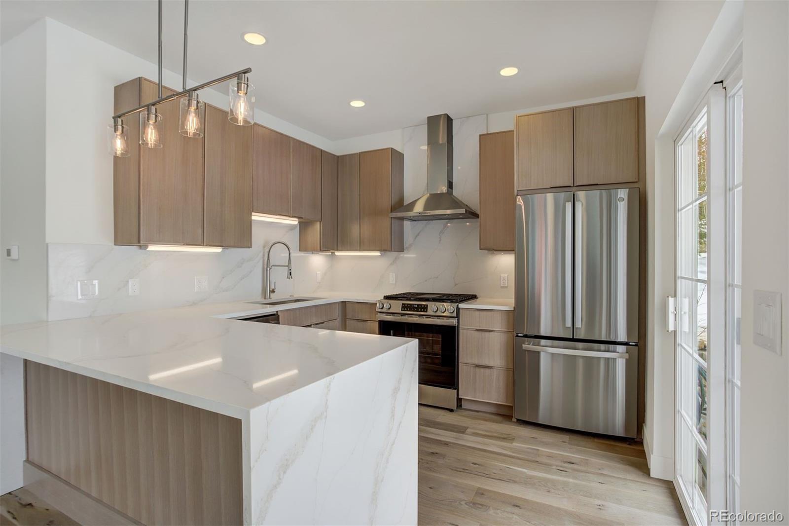 MLS Image #4 for 22  north side circle,silverthorne, Colorado