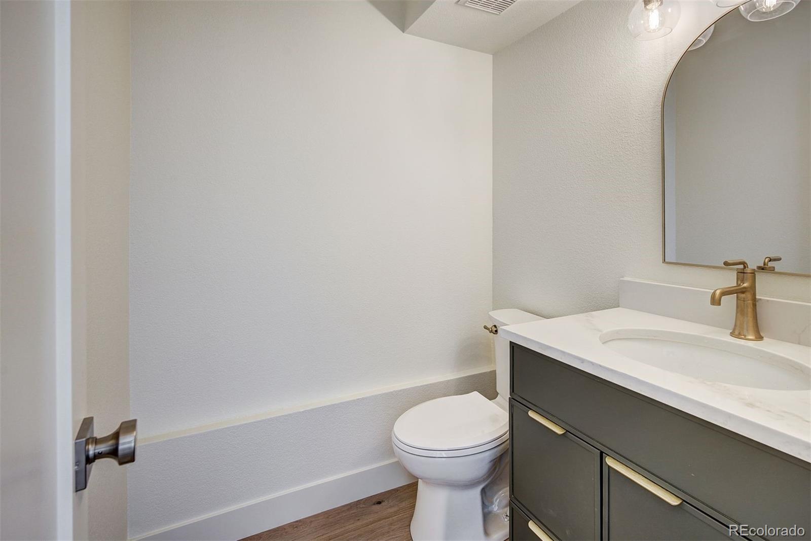 MLS Image #9 for 22  north side circle,silverthorne, Colorado