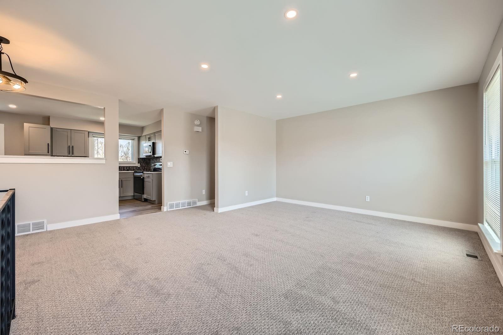 MLS Image #11 for 16503 e yale place,aurora, Colorado