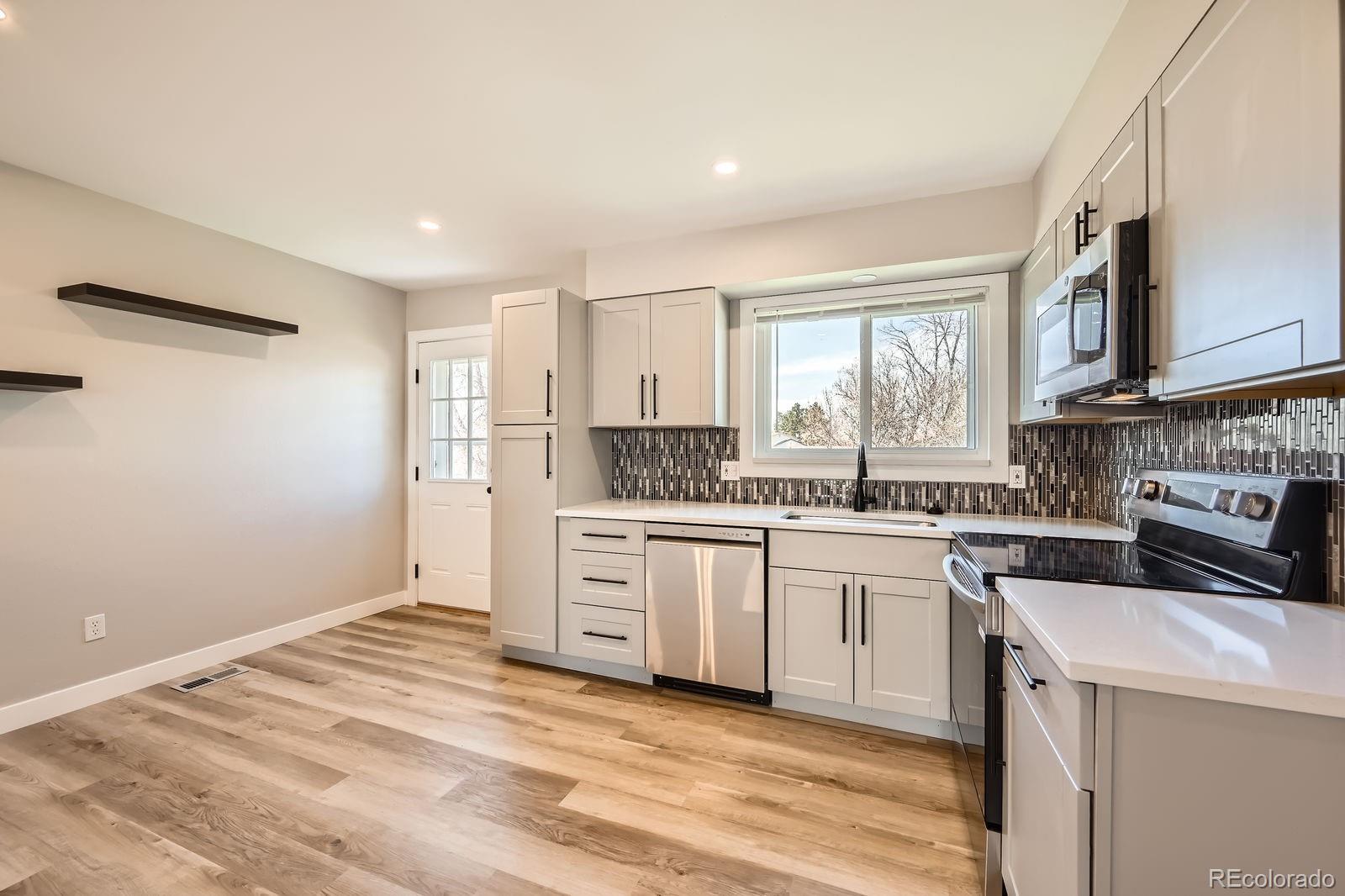 MLS Image #17 for 16503 e yale place,aurora, Colorado