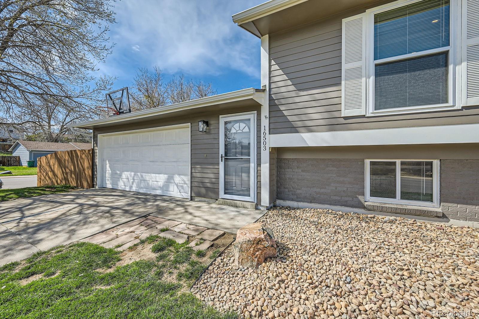 MLS Image #3 for 16503 e yale place,aurora, Colorado