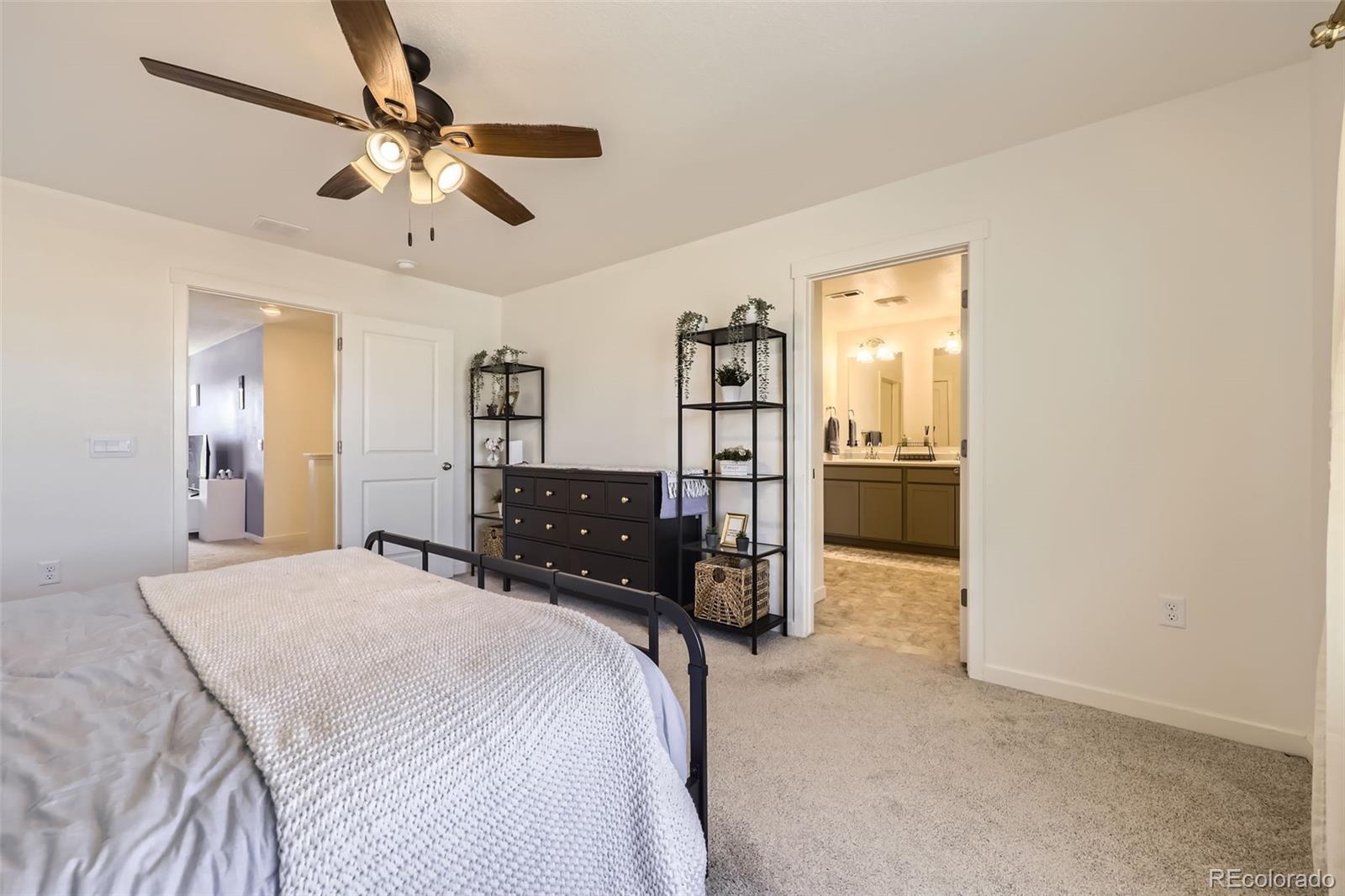 MLS Image #16 for 27425 e byers place,aurora, Colorado