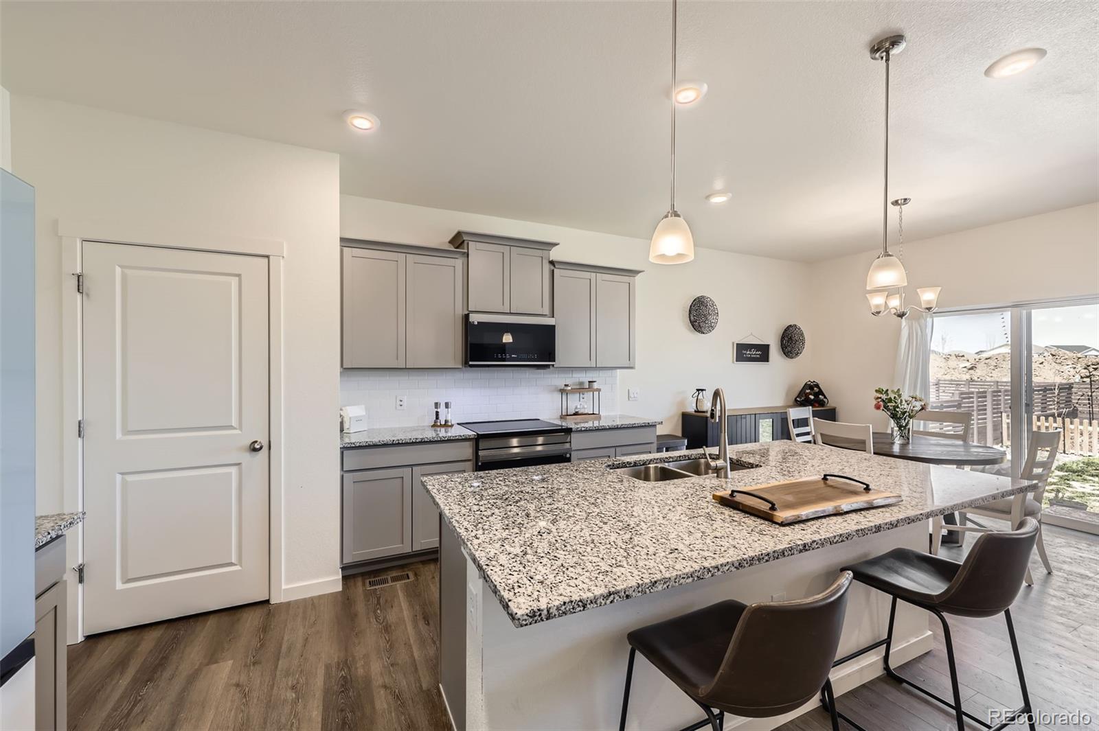 MLS Image #7 for 27425 e byers place,aurora, Colorado