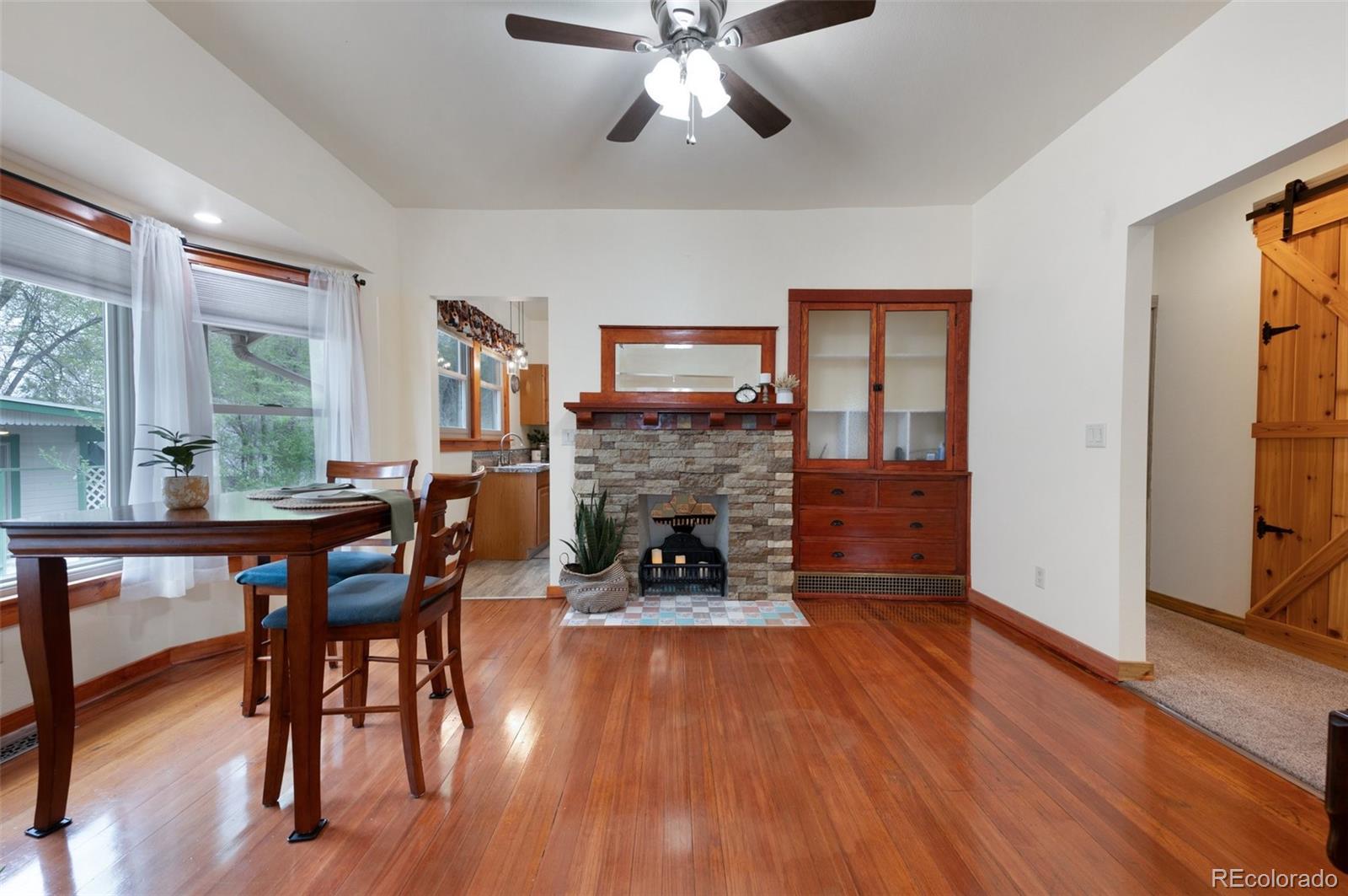 MLS Image #10 for 439 w san rafael street,colorado springs, Colorado