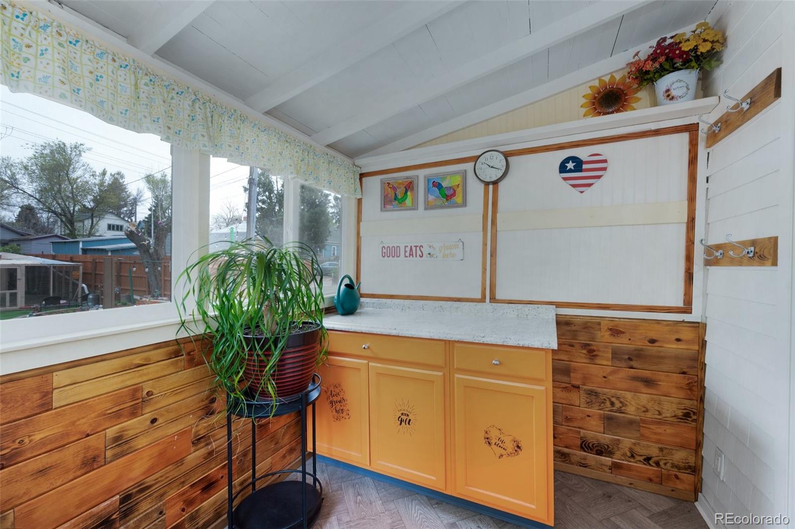 MLS Image #19 for 439 w san rafael street,colorado springs, Colorado