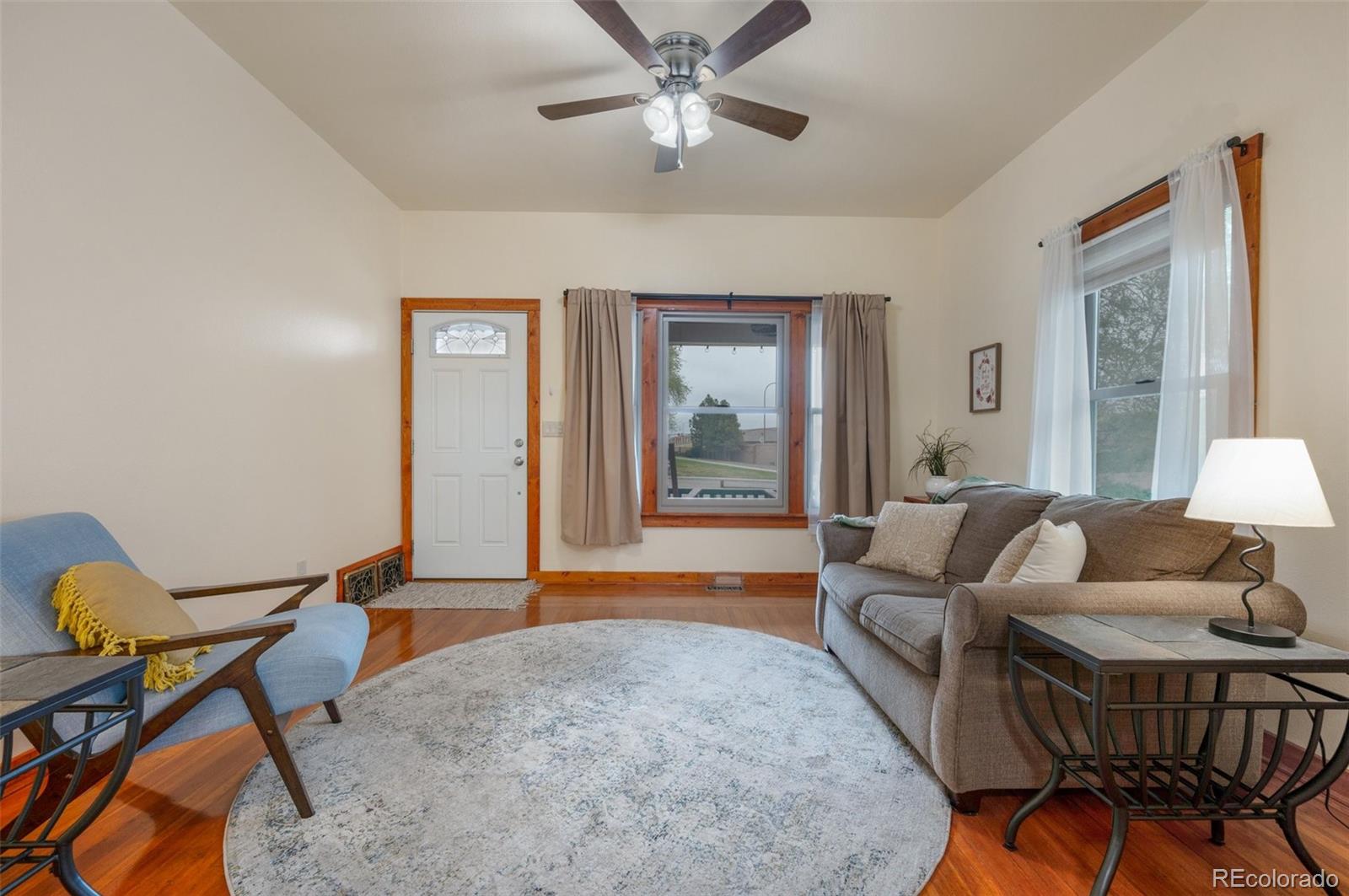 MLS Image #8 for 439 w san rafael street,colorado springs, Colorado