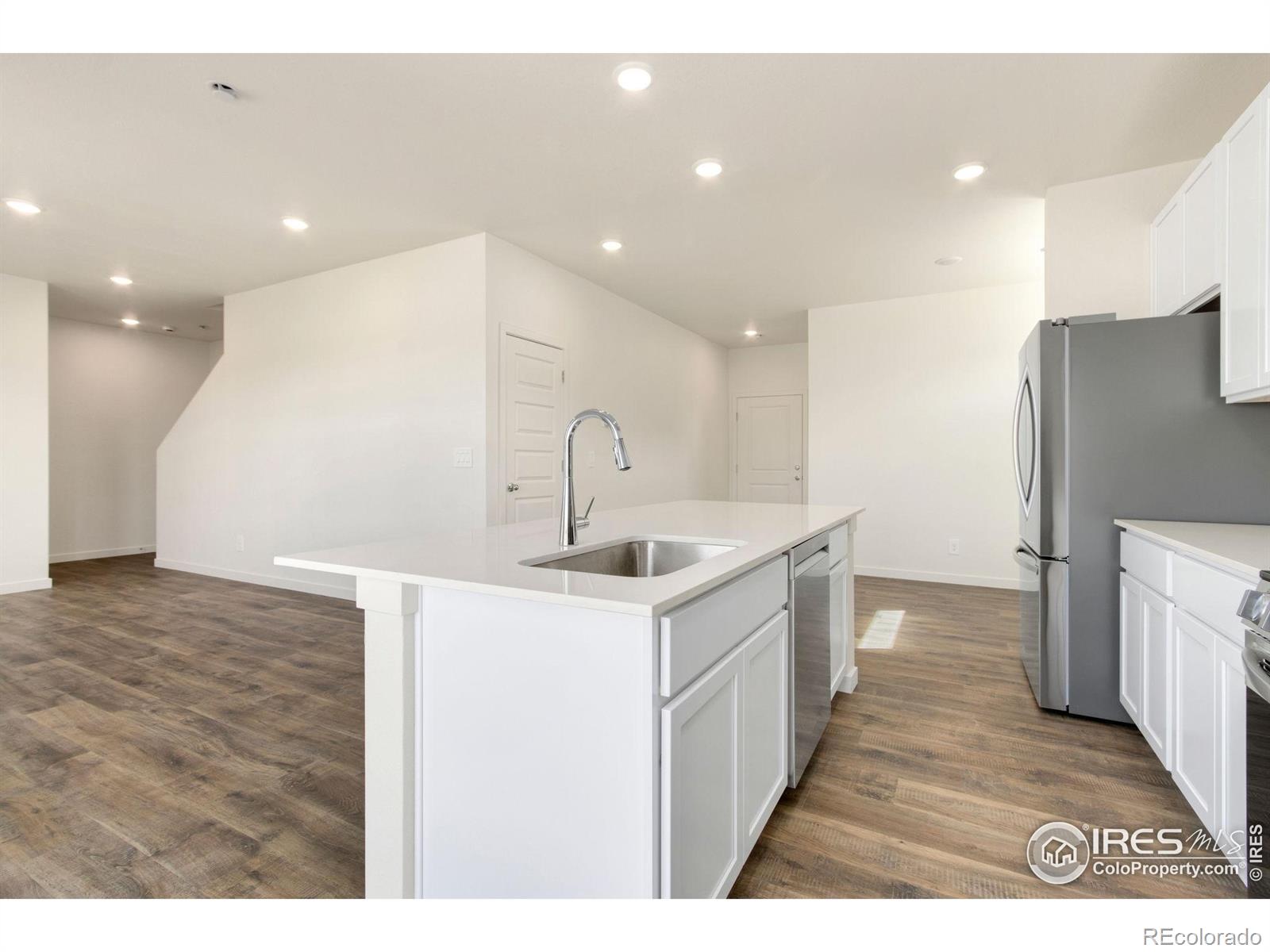 MLS Image #4 for 7121  feather reed drive,wellington, Colorado