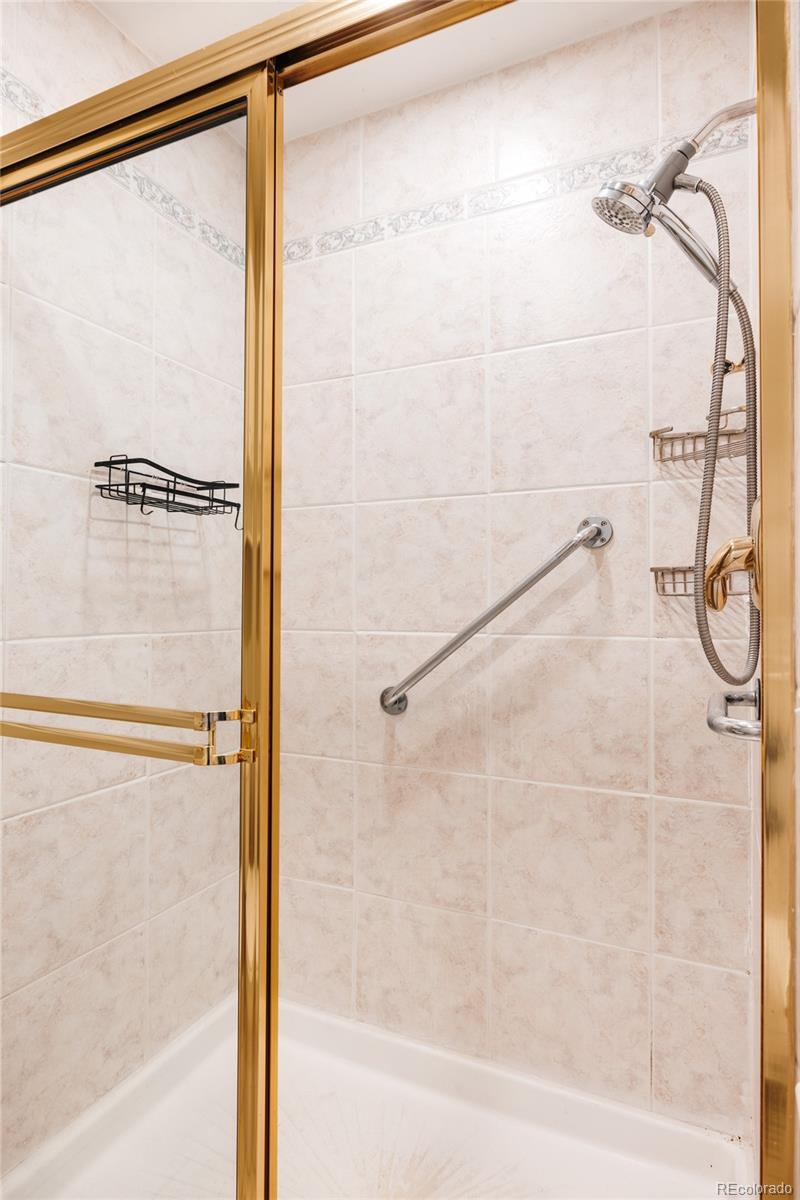 MLS Image #15 for 2610 s vaughn way,aurora, Colorado