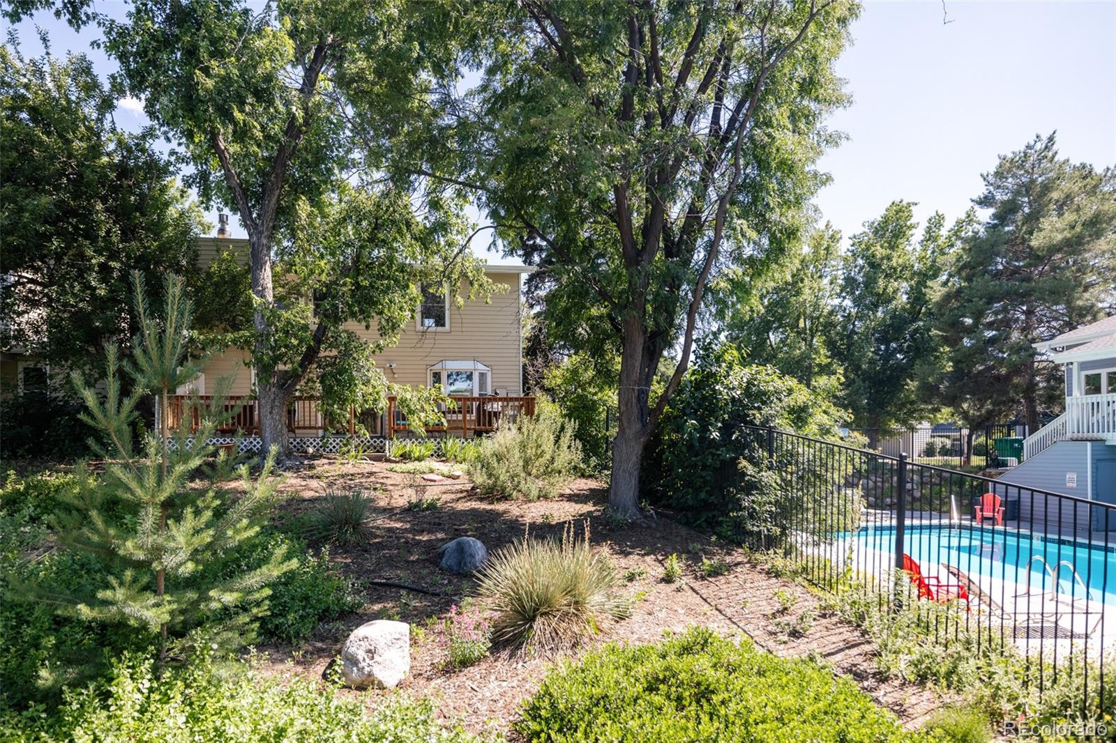 MLS Image #25 for 2610 s vaughn way,aurora, Colorado