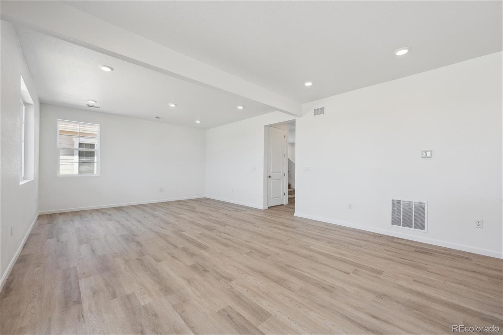 MLS Image #6 for 313 w owen avenue,keenesburg, Colorado