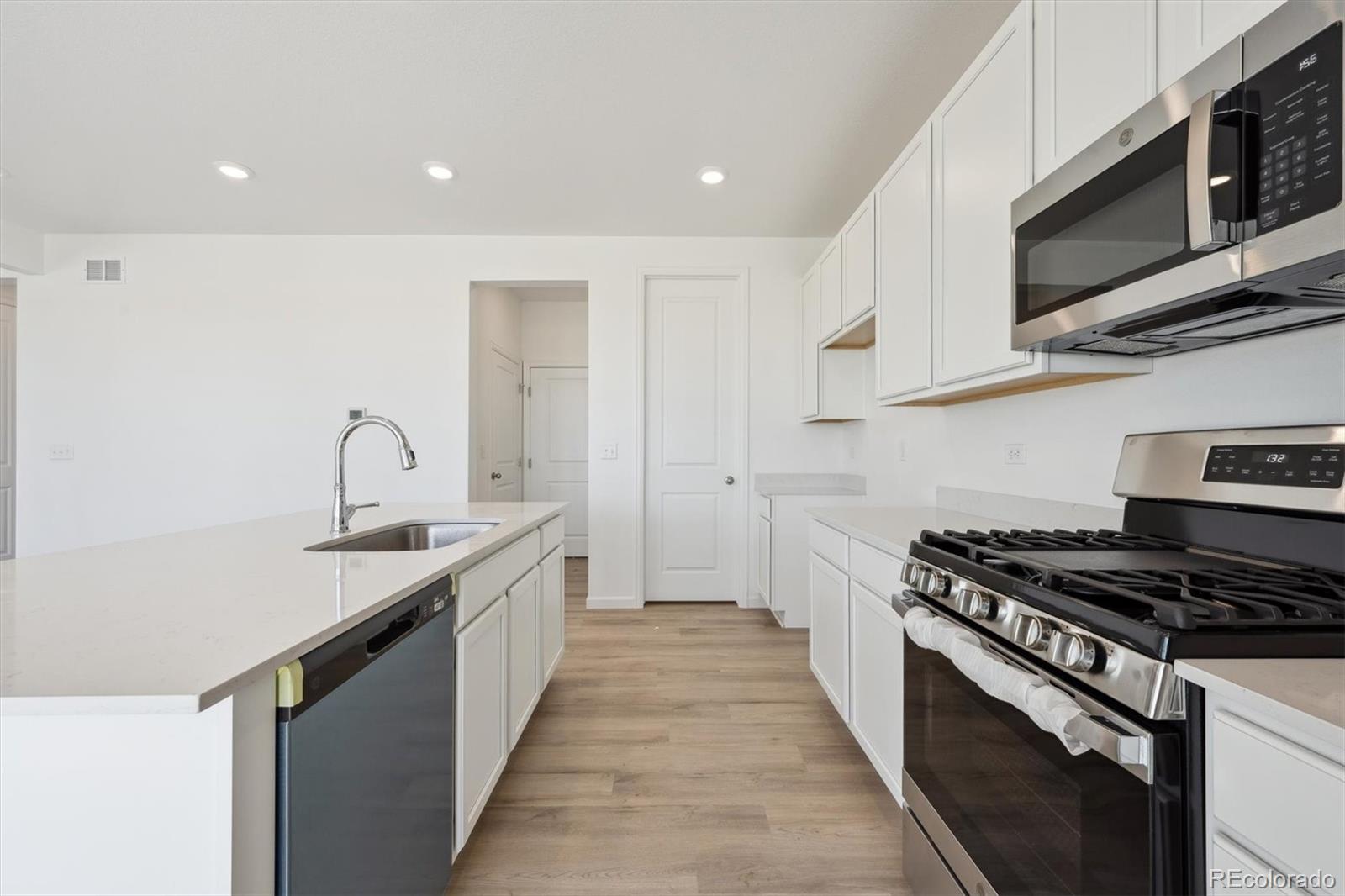 MLS Image #9 for 313 w owen avenue,keenesburg, Colorado