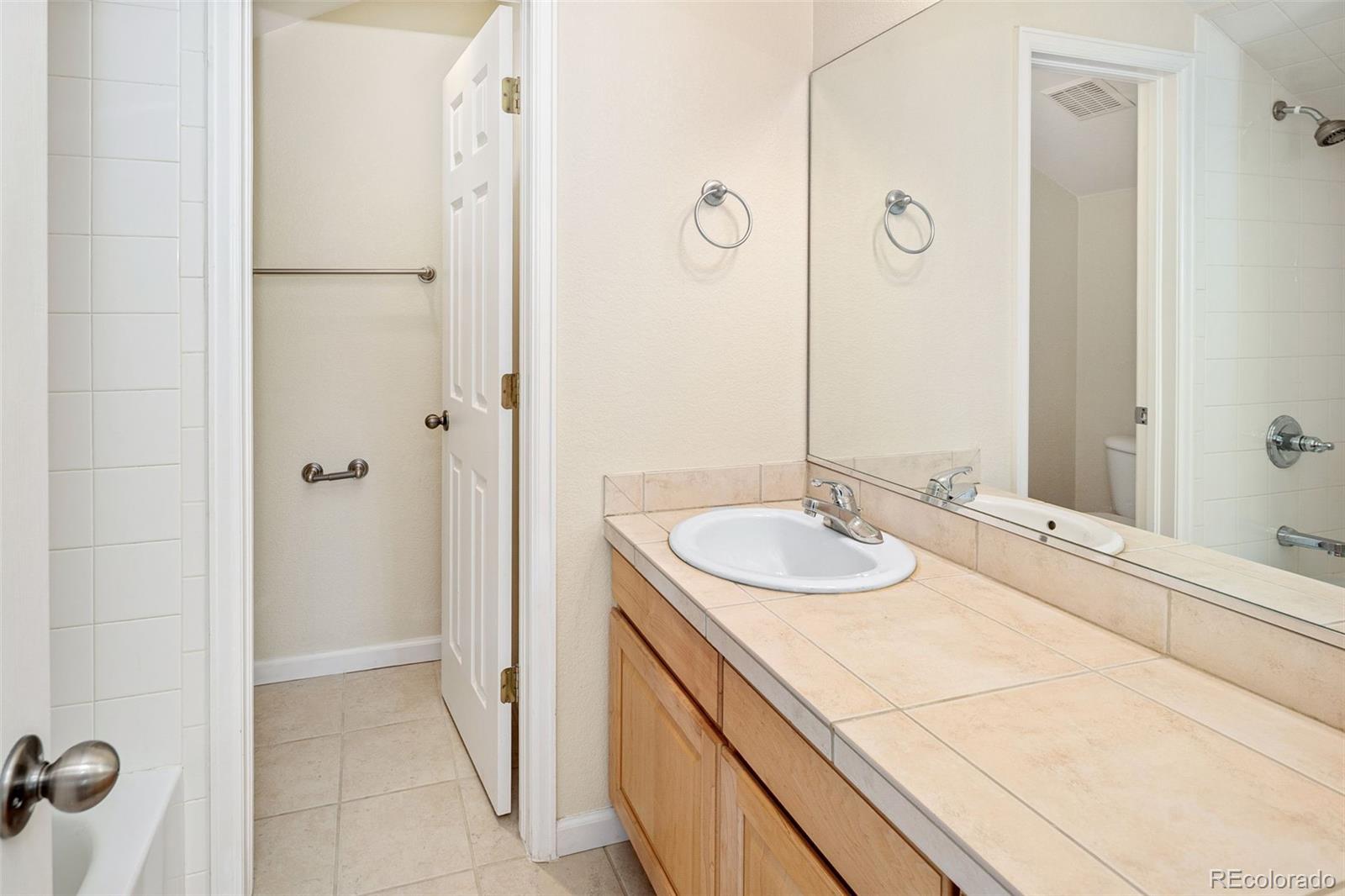 MLS Image #27 for 2434 s williams street,denver, Colorado