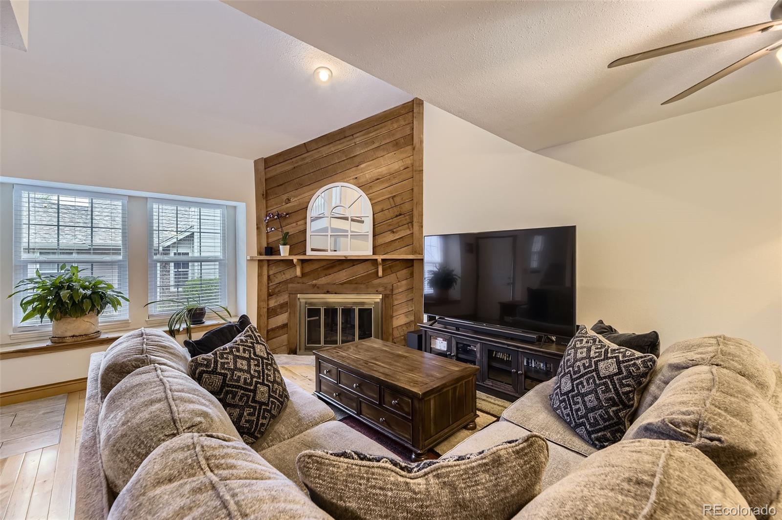 MLS Image #5 for 5404 w canyon trail,littleton, Colorado