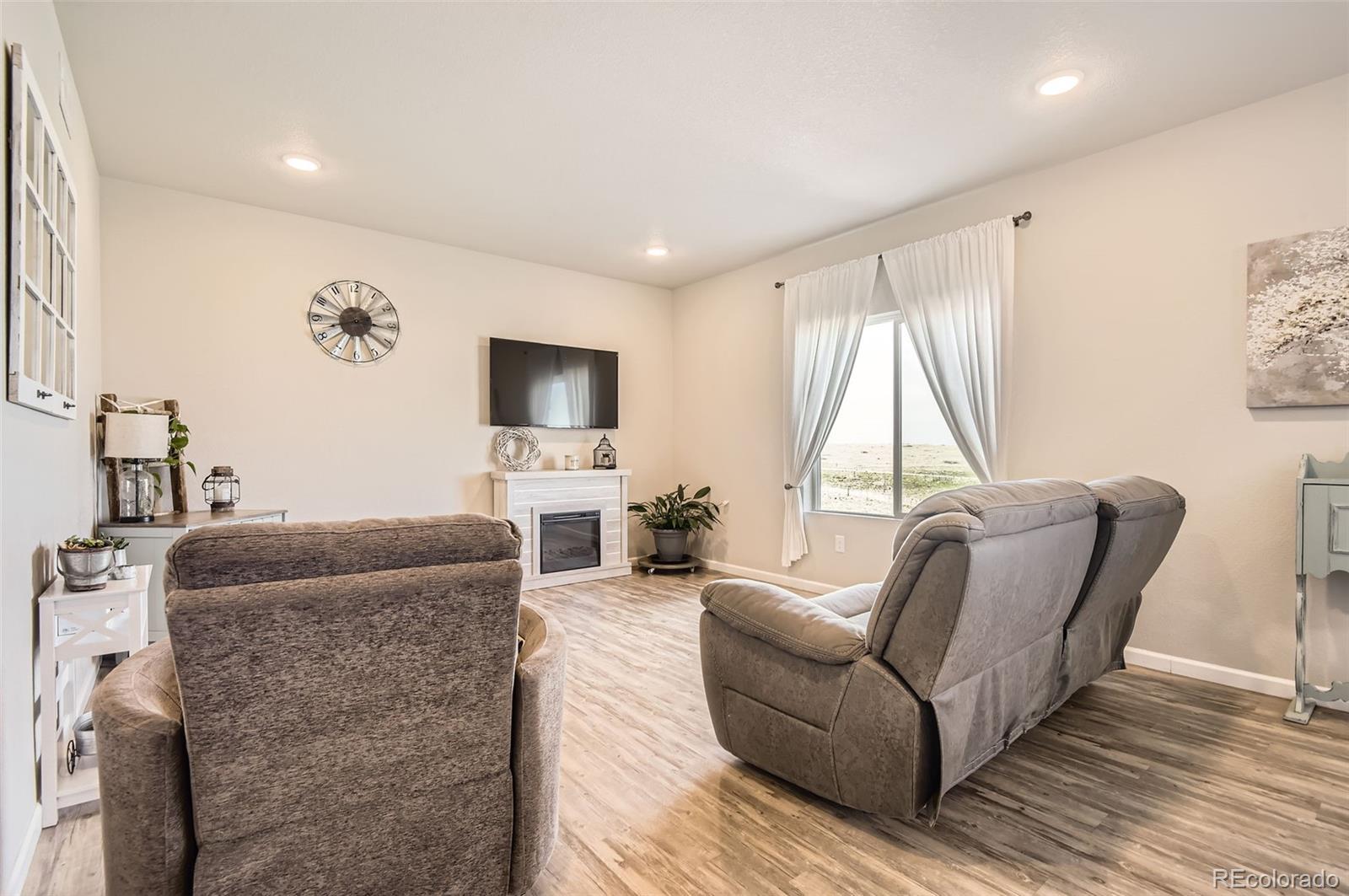 MLS Image #11 for 4746  river highlands loop,elizabeth, Colorado