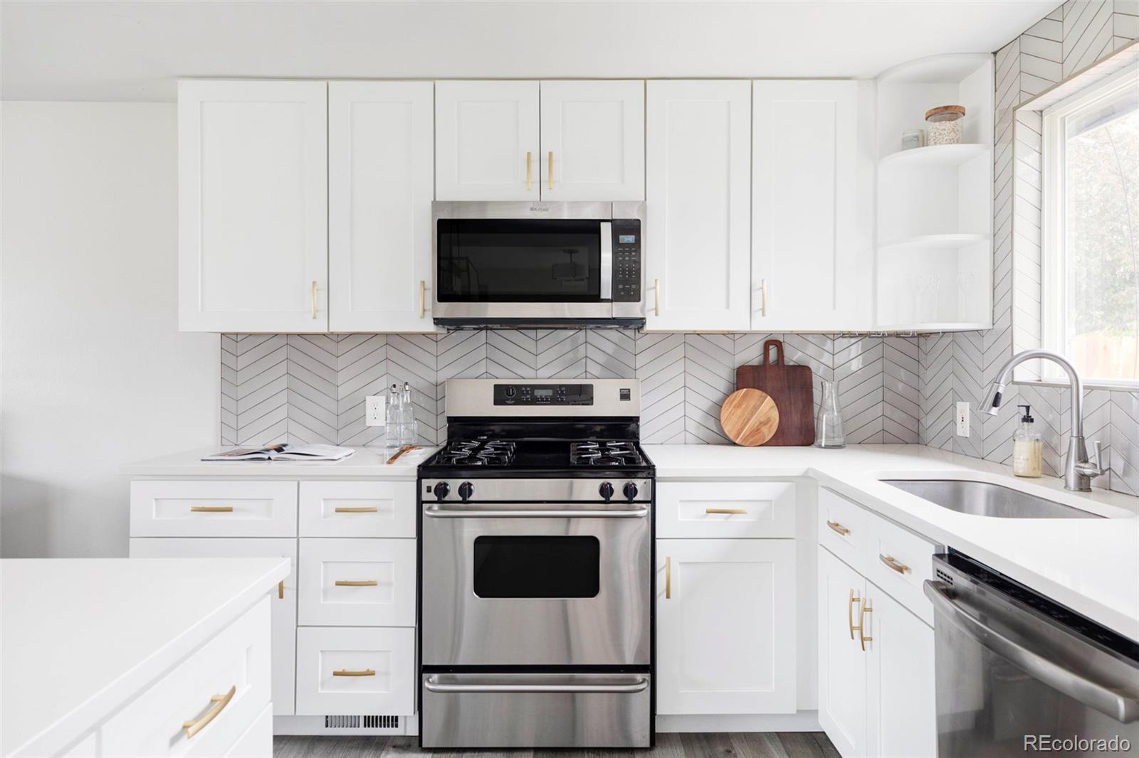 MLS Image #6 for 1561 w beekman place,denver, Colorado