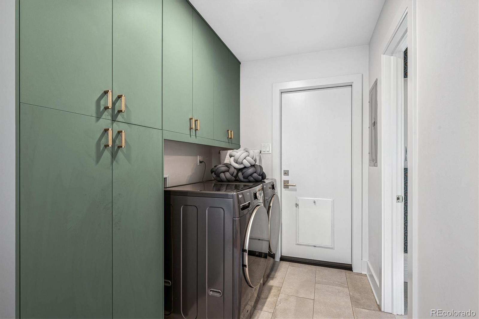 MLS Image #30 for 3666 s jersey street,denver, Colorado