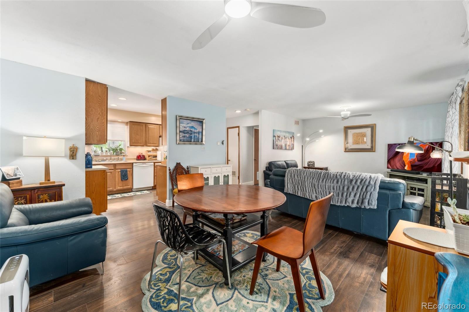 MLS Image #11 for 3485 s forest street,denver, Colorado