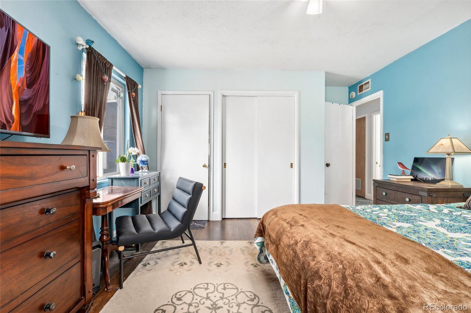 MLS Image #14 for 3485 s forest street,denver, Colorado