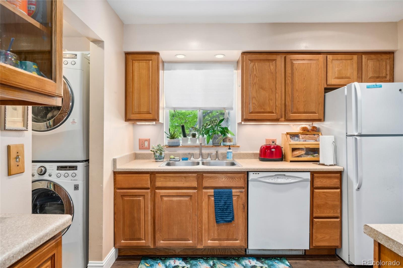 MLS Image #5 for 3485 s forest street,denver, Colorado