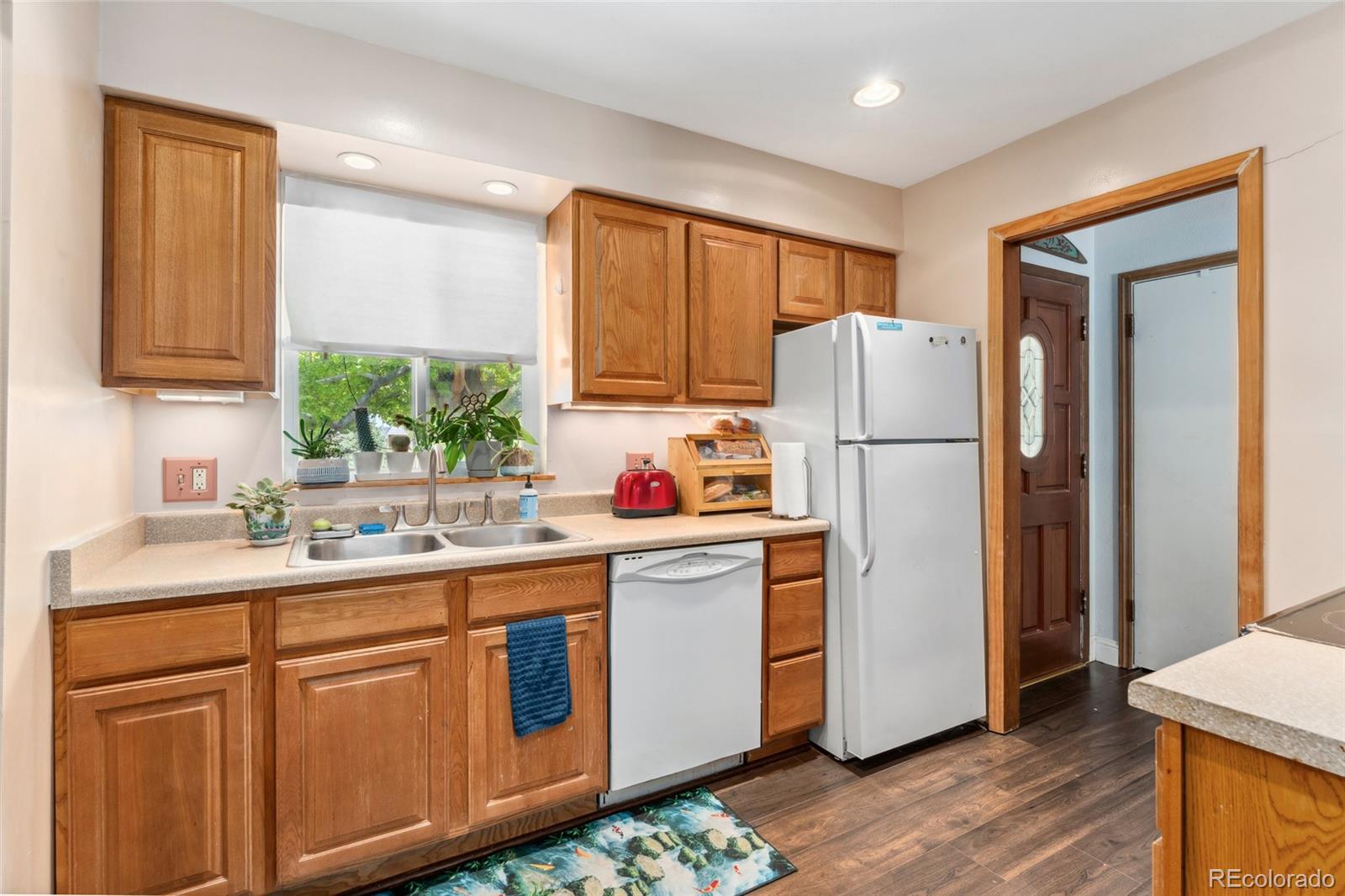 MLS Image #6 for 3485 s forest street,denver, Colorado