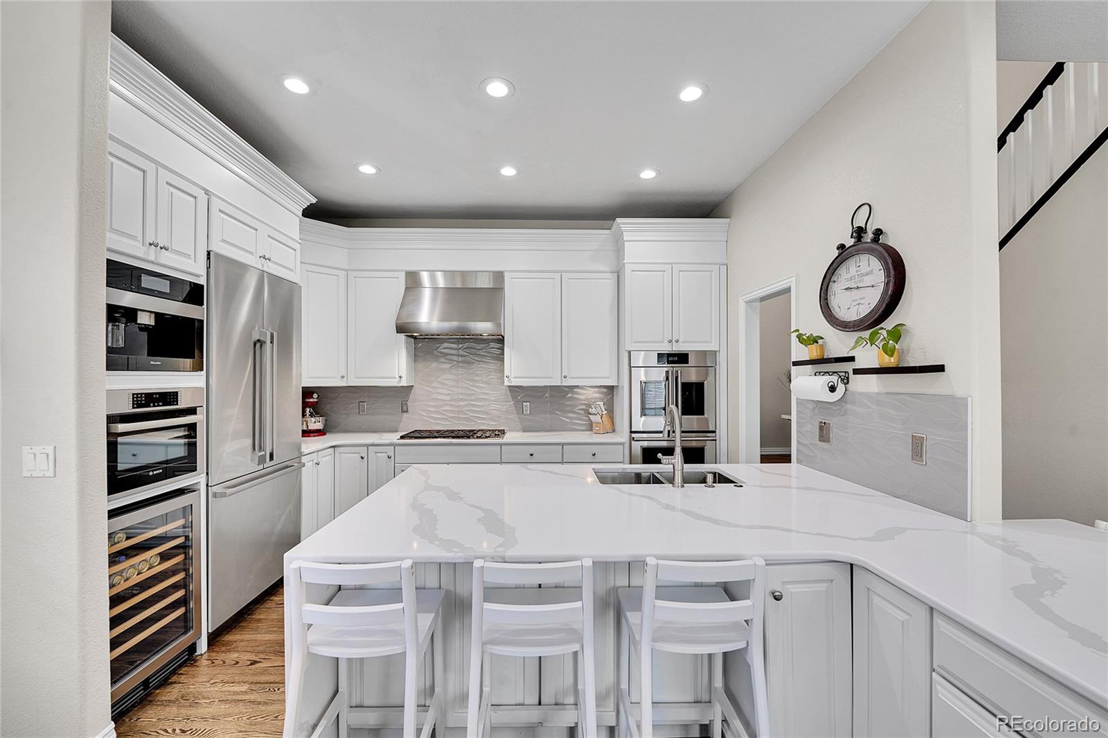 MLS Image #10 for 2616 e cherry creek south drive,denver, Colorado