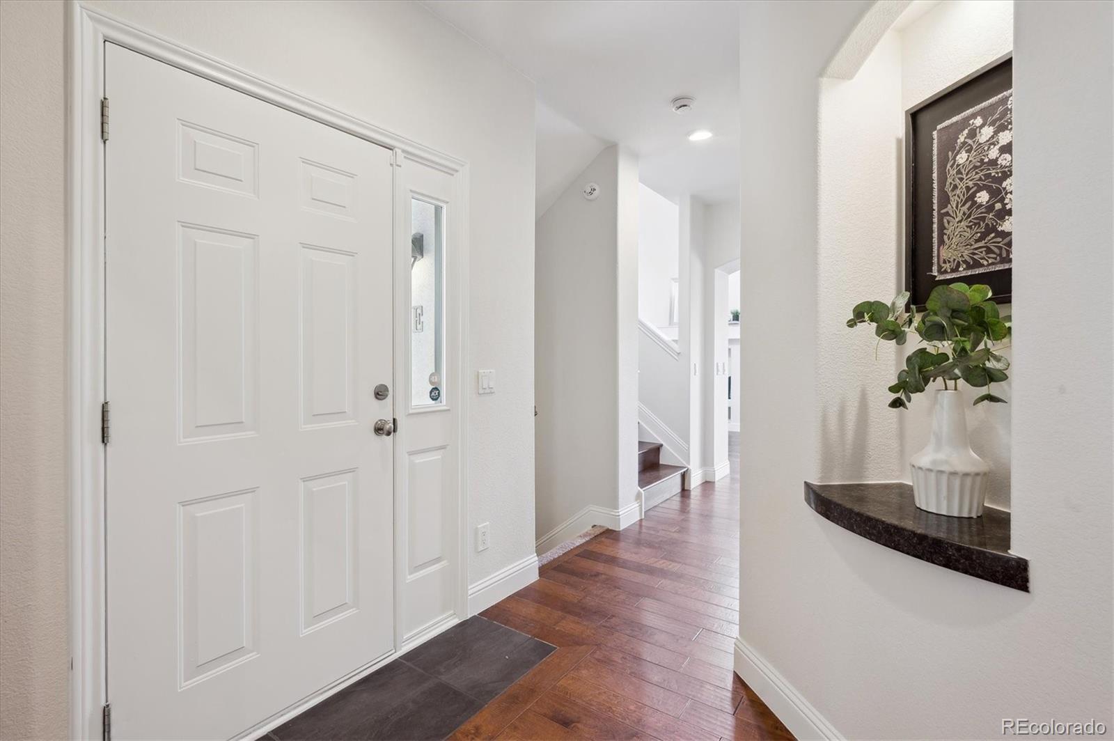 MLS Image #1 for 6687 s forest way,centennial, Colorado