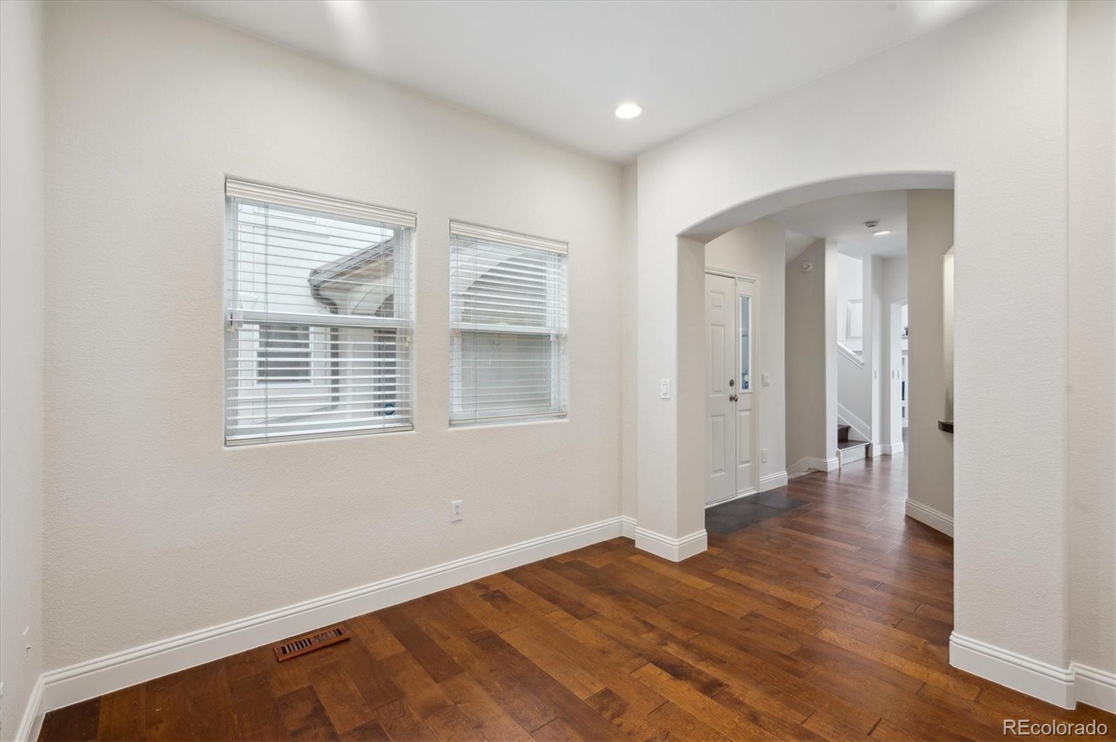 MLS Image #12 for 6687 s forest way,centennial, Colorado