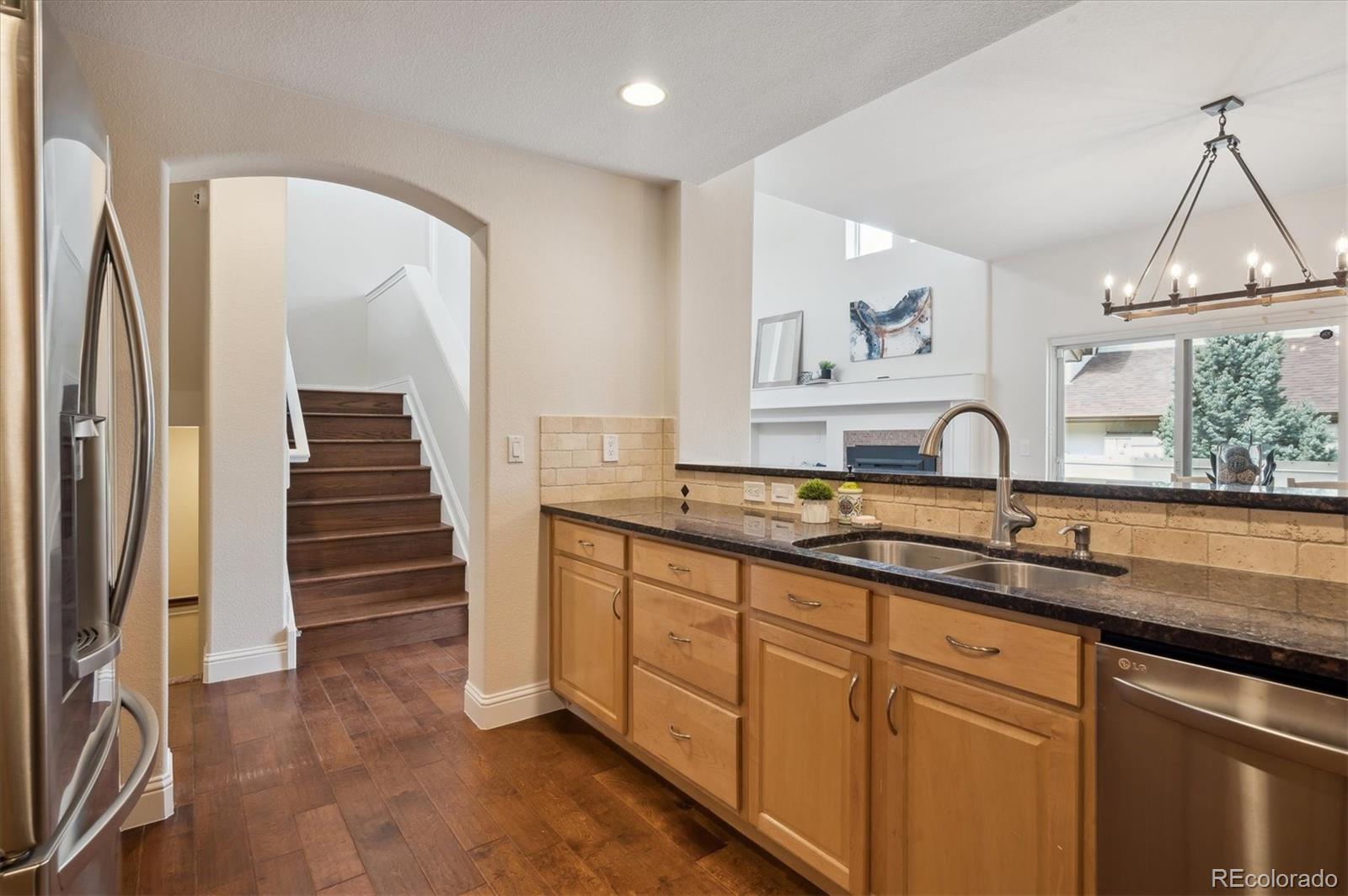 MLS Image #4 for 6687 s forest way,centennial, Colorado