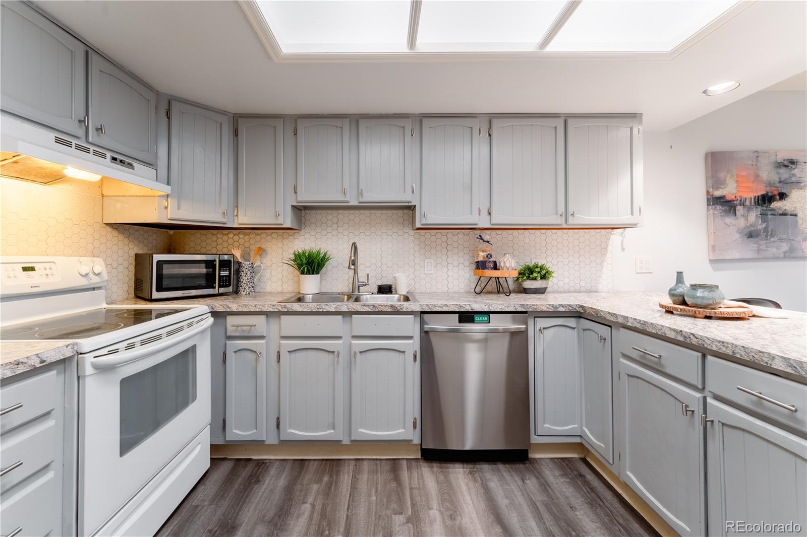 MLS Image #11 for 15491 e wyoming drive,aurora, Colorado