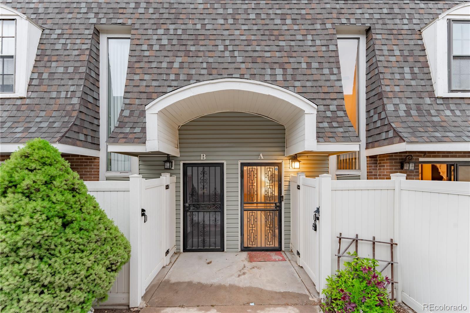 MLS Image #2 for 15491 e wyoming drive,aurora, Colorado