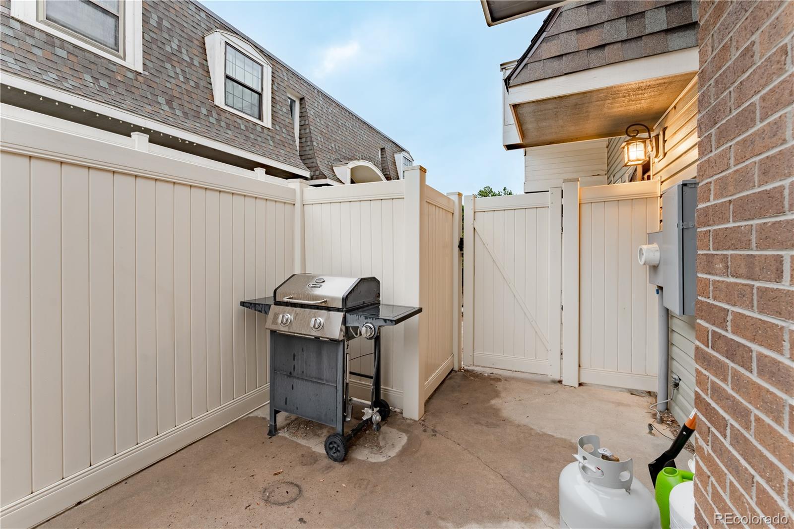 MLS Image #23 for 15491 e wyoming drive,aurora, Colorado