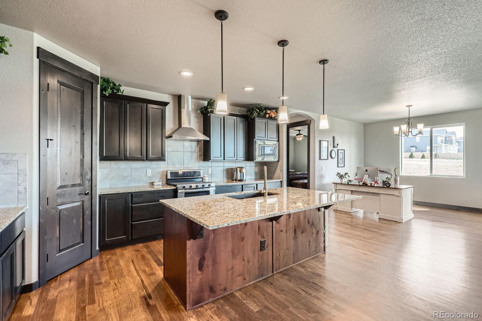 MLS Image #12 for 23774 e 36th place,aurora, Colorado