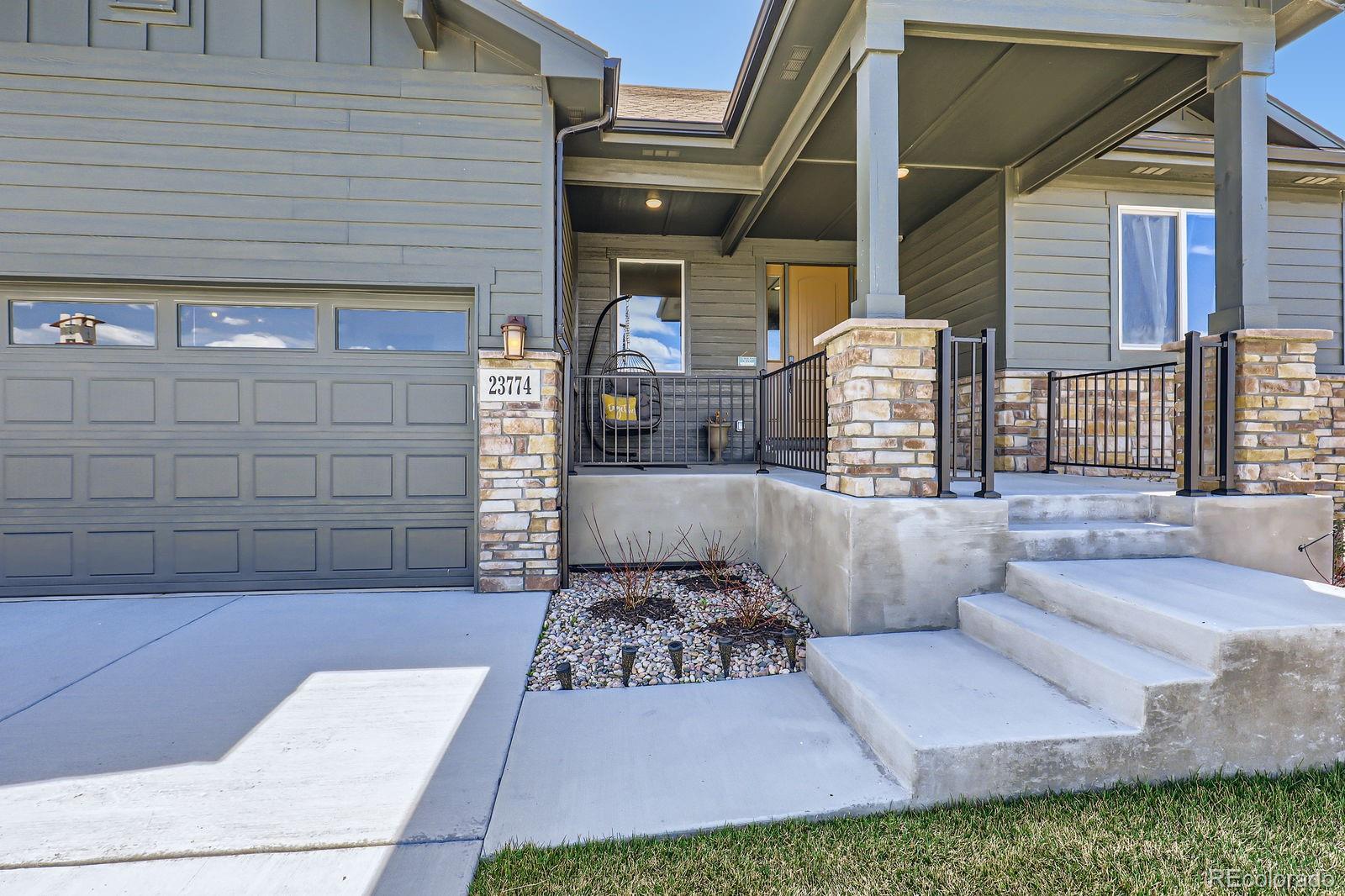 MLS Image #3 for 23774 e 36th place,aurora, Colorado