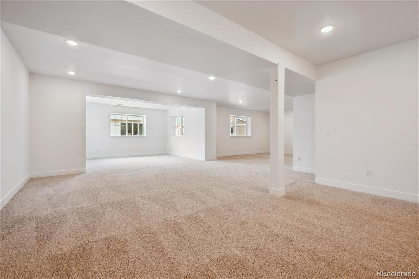 MLS Image #17 for 24768 e 40th avenue,aurora, Colorado