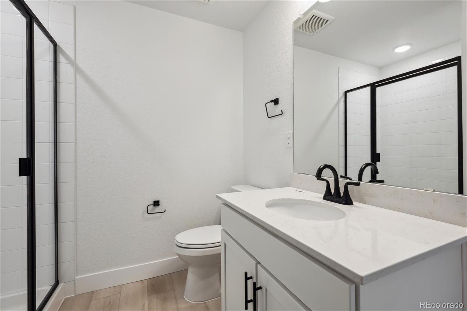 MLS Image #19 for 24768 e 40th avenue,aurora, Colorado
