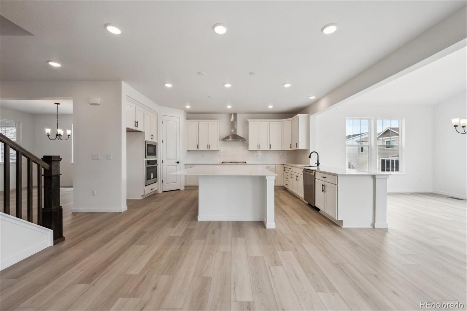 MLS Image #4 for 24768 e 40th avenue,aurora, Colorado