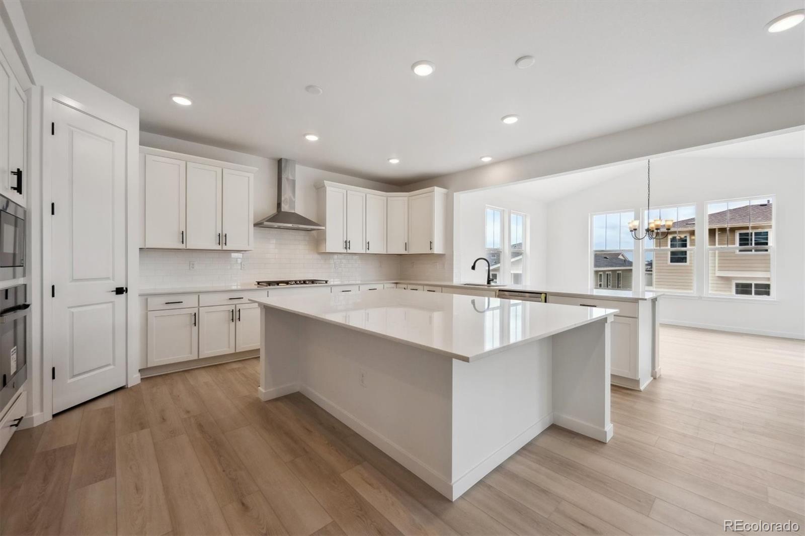 MLS Image #6 for 24768 e 40th avenue,aurora, Colorado