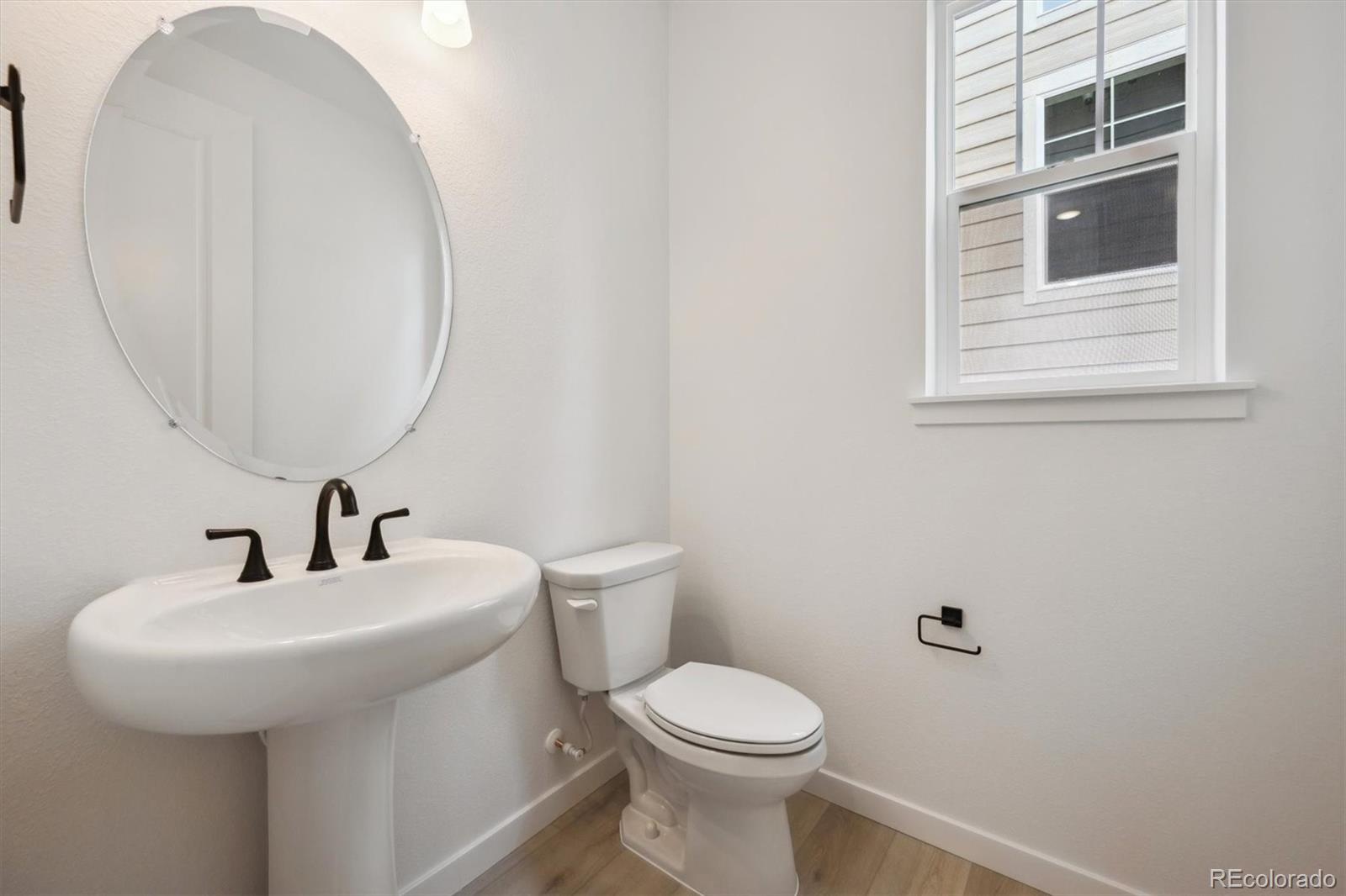 MLS Image #8 for 24768 e 40th avenue,aurora, Colorado