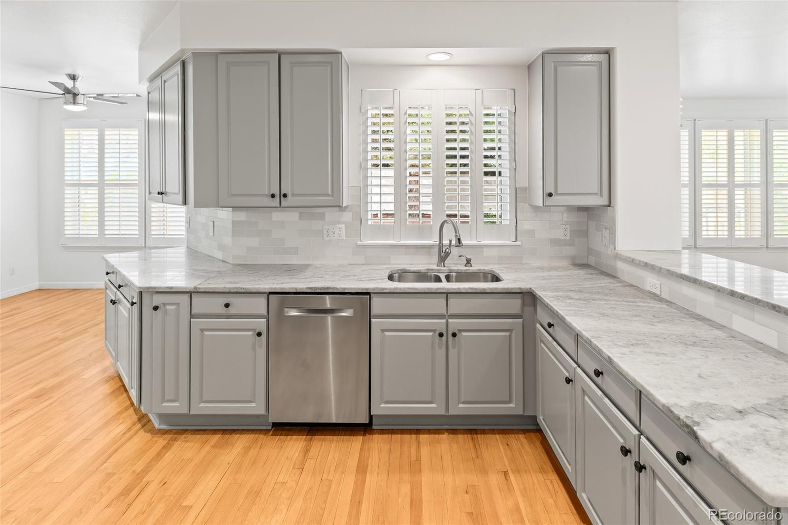 MLS Image #11 for 8073 s albion street,centennial, Colorado