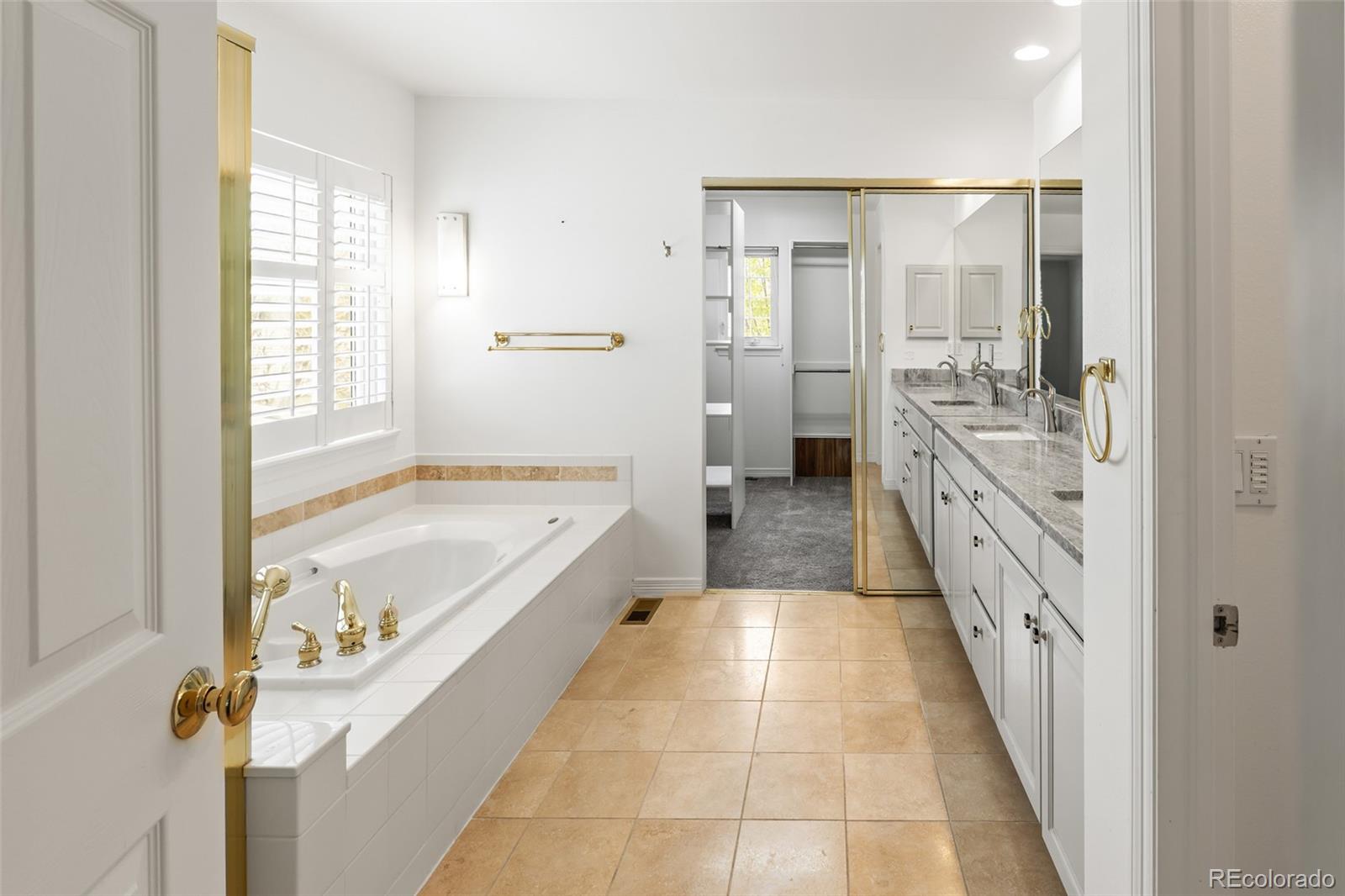 MLS Image #14 for 8073 s albion street,centennial, Colorado
