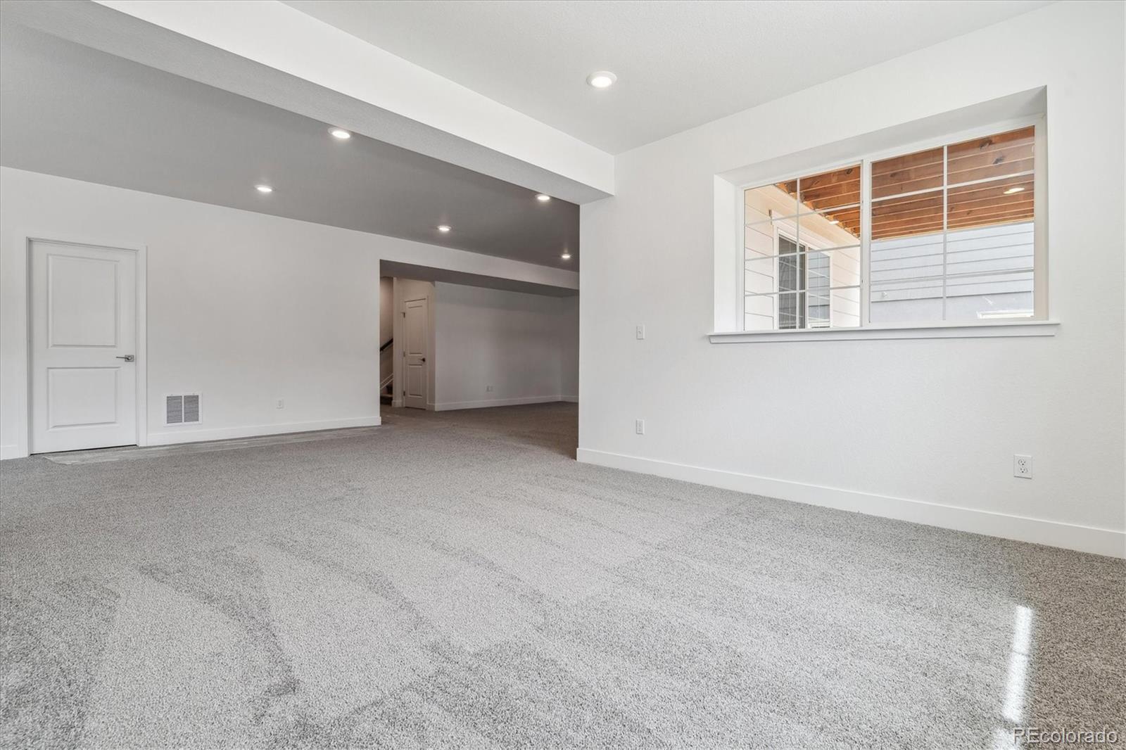MLS Image #24 for 24778 e 40th avenue,aurora, Colorado