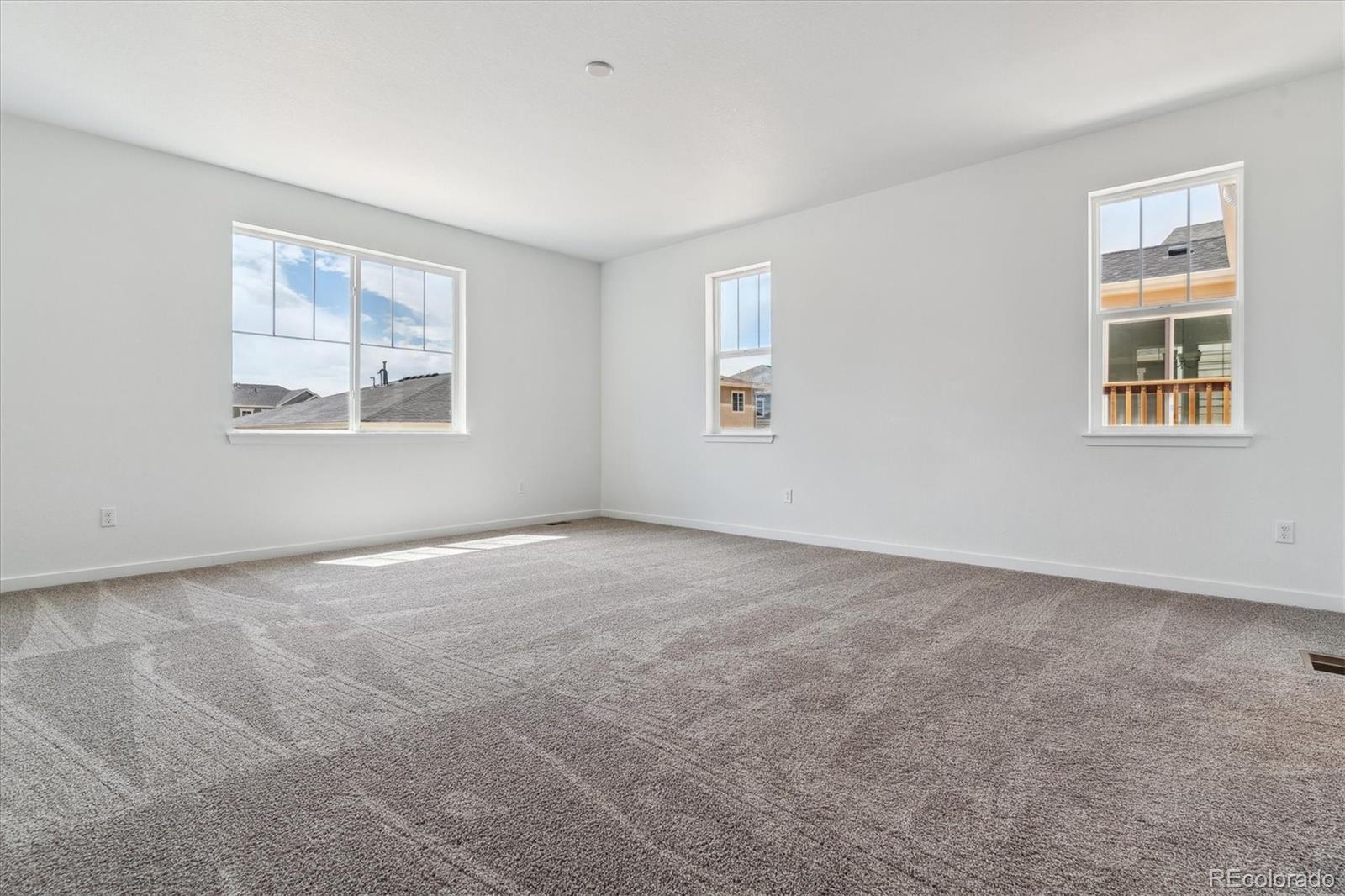 MLS Image #12 for 24788 e 40th avenue,aurora, Colorado