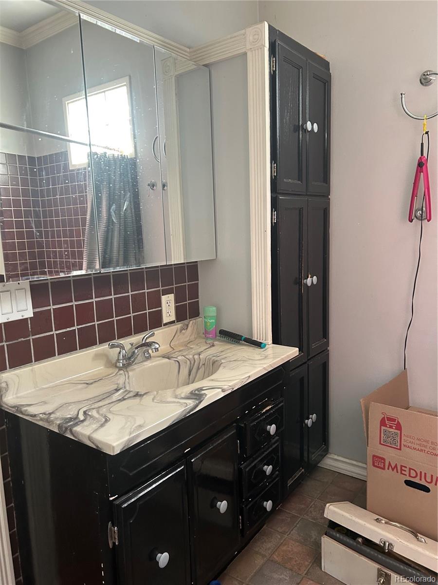 MLS Image #11 for 36 n logan street,denver, Colorado