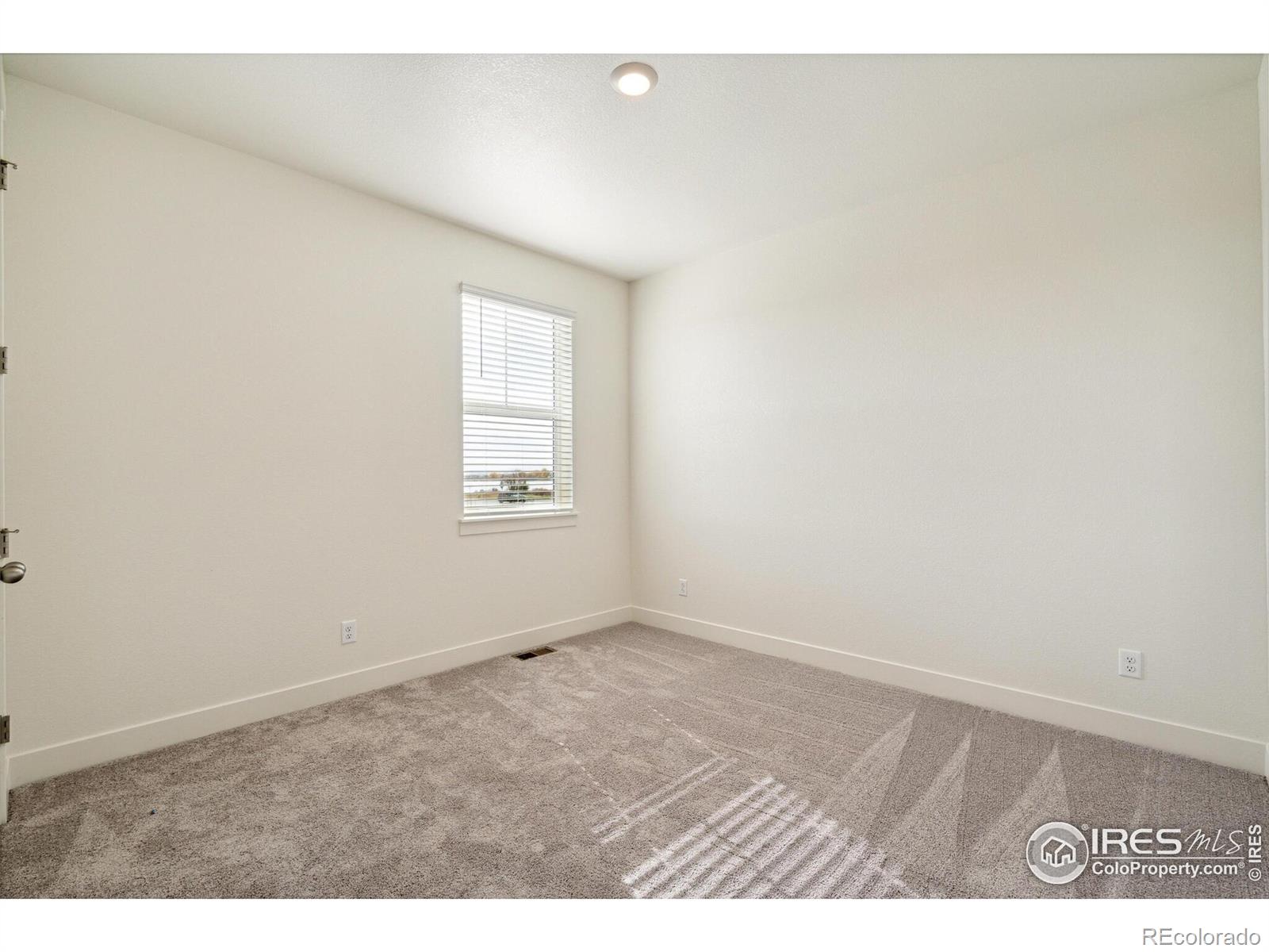 MLS Image #18 for 1884  sawtooth mountain drive,berthoud, Colorado